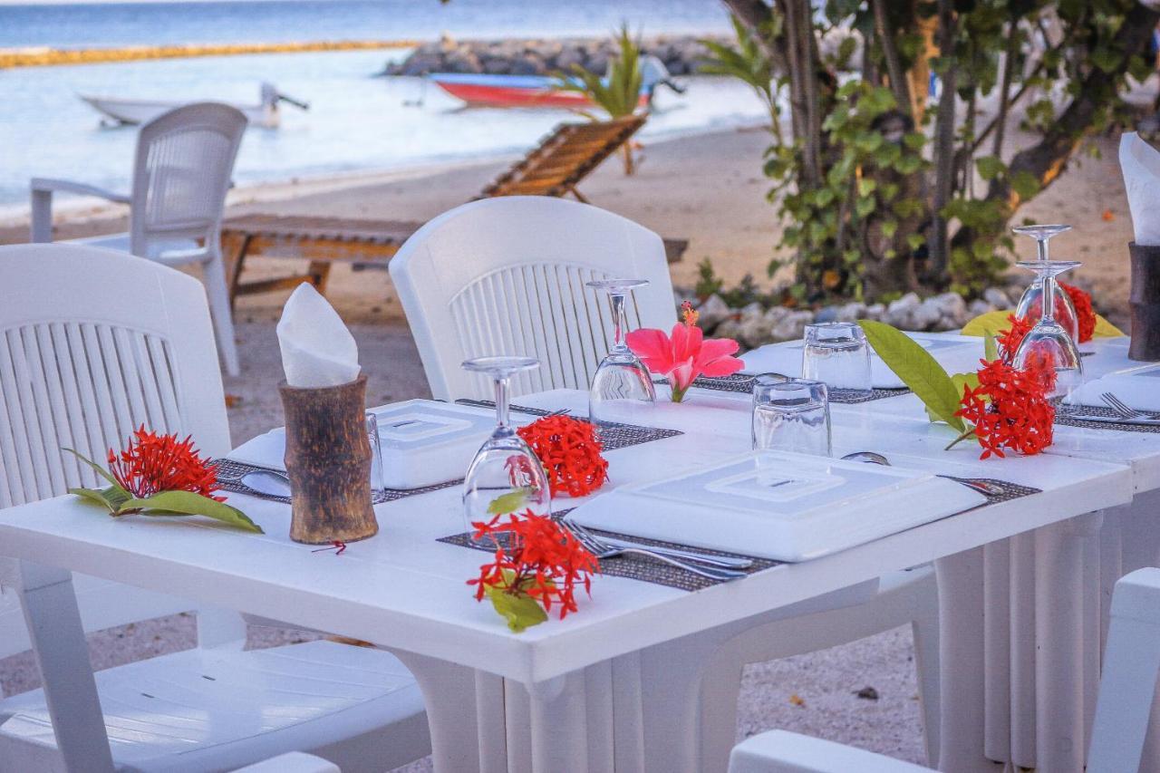 Summer Vibes Beach Front Rasdhoo エクステリア 写真