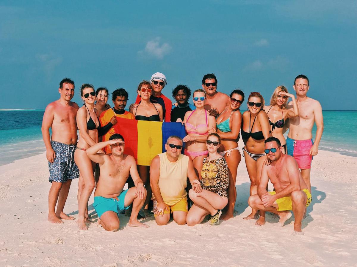 Summer Vibes Beach Front Rasdhoo エクステリア 写真